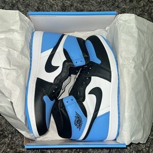I’m Selling A Brand New Pair Of Retro Air Jordan 1s Size 10.5